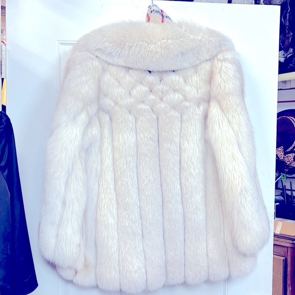 Stunning Neiman Marcus Blue Fox Stroller New Condition Sz Medium - Picture 3 of 6